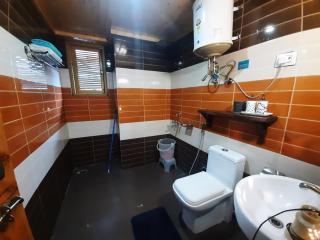 The East Ridge Cottage by Atrangiz Stays - 5