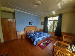 The East Ridge Cottage by Atrangiz Stays - 3