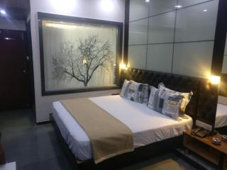 Hotel KK Residency - 7