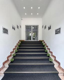 Hotel Tineretului - Bucharest - 7