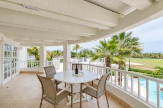 Paradise Luxury Villa with Huge Pool and Jacuzzi - 2