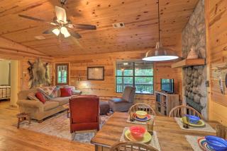 Mountain View Cabin with Wraparound Deck! - 7