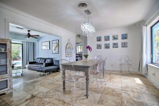 Airy Coastal Home - 3 Miles to Deerfield Beach! - 2