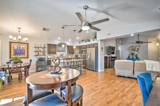 Patio and Grilling Station Family Home in Glendale - Phoenix - 3