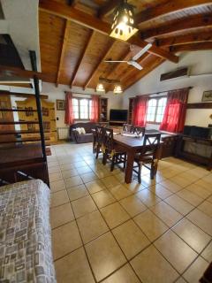 Casa La Encantada, en el pedemonte mendocino - Luján de Cuyo - 1