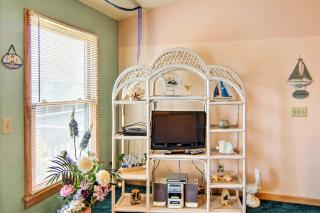 Kitty Hawk Townhome at Sea Dunes - Walk to Beach! - Kitty Hawk - 4