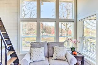 Tiny Home Retreat with Fire Pit about 3 Mi to Lake! - Morganton - 5
