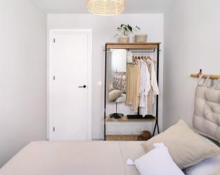Quiet Beachfront Apartment - La Herradura - 4