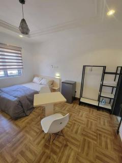 Cozy Self-contained Serviced Apartment - Abuja - 4
