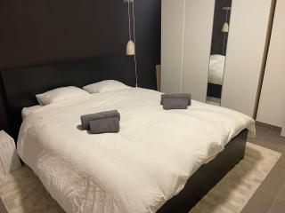 Beautiful 3 bedroom garden-apartment near Knokke-Strand Beach Bar - 3