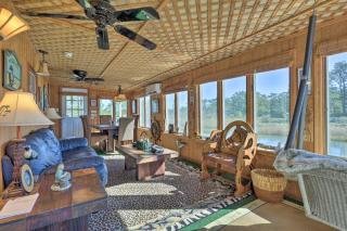 Quaint Chincoteague Island Hideaway with 2 Porches! - Birch Town - 9