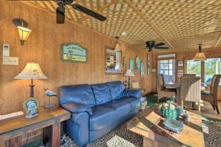 Quaint Chincoteague Island Hideaway with 2 Porches! - Birch Town - 6