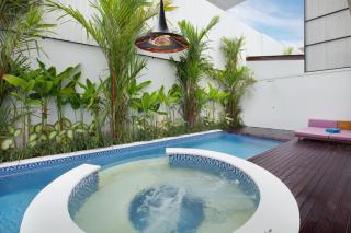 Eight Palms Villa Seminyak by Ini Vie Hospitality - Seminyak - 2