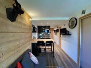 Studio cabine rénové, 4 pers, pied des pistes, balcon sud, près commerces et remontées. - FR-1-452-376 - Les Menuires - 7