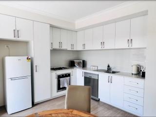 Tranquil Tree Views 2 Bedroom 2 Bathroom Apartment - 2