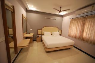 Majestic Hotel - Madurai - 6