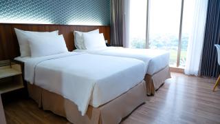 Hotel Ayola Sunrise Mojokerto - Mojokerto - 2