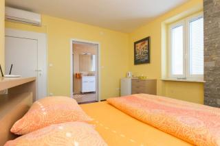 Villa Ajda - Orange room - Omišalj - 0