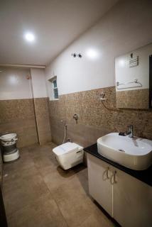 HOTEL PARAMESHWARA luxury awaits - Vijayawāda - 4