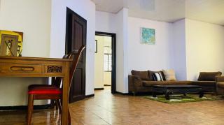 Artsy 3 bedroom house with a pool - Accra - 3