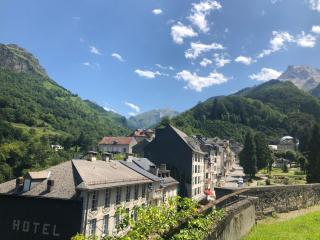 Appartement Lumineux et Rénové dans les Pyrénées - Eaux-Bonnes - 0