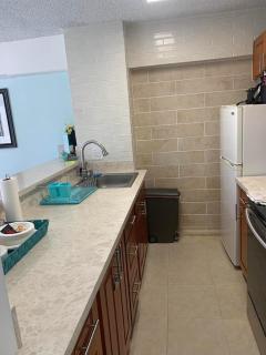 Ocean and Mountain View Condo - Free Reserved Parking - 3
