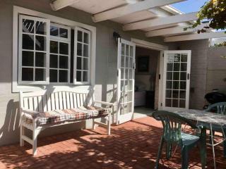Central Cottage at the Sea 1 - Hermanus - 3