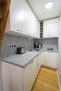 Main train station apartment close to the the Main Square! - Prague - 7