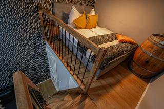 Main train station apartment close to the the Main Square! - Prague - 5