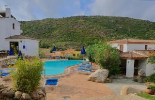 Residence con piscina a Tanaunella a 1500 m dal mare - Tanaunella - 3