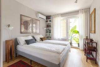 Dream Apartment - central and quiet with AC and free parking garage - 5