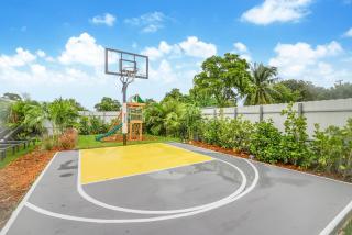 Family 5BR Miami Resort Pool, Sports & BBQ Oasis L04 - Miami - 8