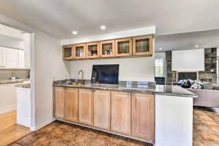 Luxe Palm Springs Home with Backyard Oasis! - 2