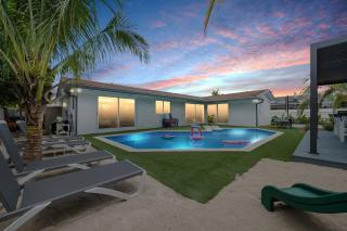 Stunning 5BR Heated Pool, Beach Access & Games L06 - Miami - 1