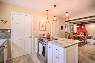 Large Santa Fe Townhouse with Private Patio! - Santa Fe - 1