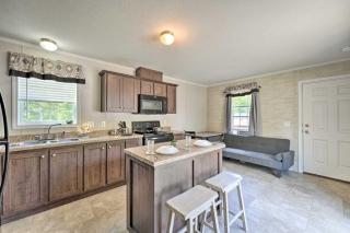 Cassopolis Cabin with Lake and Fishing Access! - Cassopolis - 2
