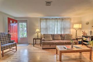 Family and Pet Friendly! Cape Cod Home 1 Mi to Beach - 5