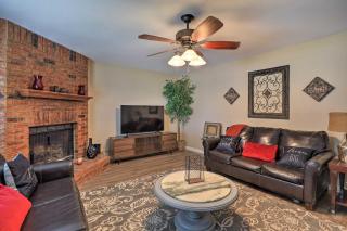 16 Mi to Dtwn Dallas Spacious Home with Yard! - Cedar Hill - 7