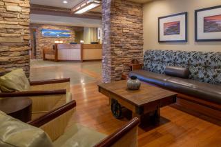 The Lodge at Tiburon - Tiburon - 4