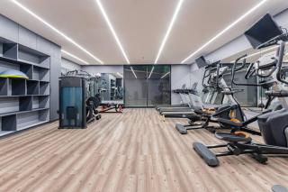 African vibes, roof top/gym, across parque España - Città del Messico - 2