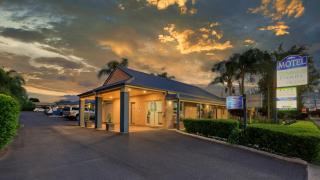 Edward Parry Motel and Apartments - 0