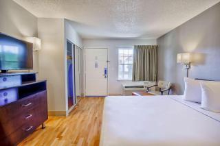 Studio 6-Phoenix, AZ - Deer Valley - Phoenix - 4