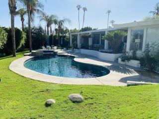 Spectacular luxury 3000 square ft house on 1/3 of acre - Palm Desert - 1
