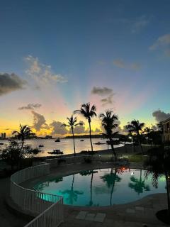 Merveilleux studio cosy vue mer - piscine - Baie Nettle - 0