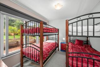 Kinloch Beach House 28 - 1