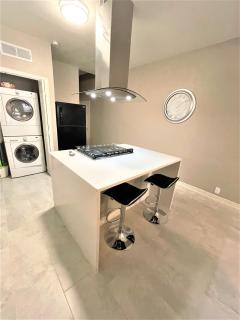 Close to All, Restful Duplex A in Downtown, UTEP, Hospitals - 4