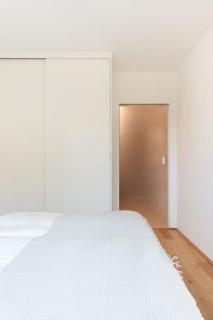 Grüne und zentrale Ruhelage im Neubau mit Balkon - Vienne - 8
