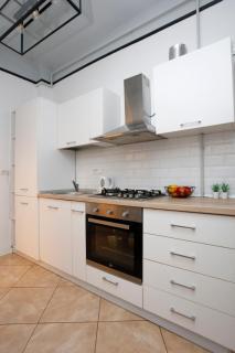 Traditional modern 3 bedroom apartment in center - Bucarest - 9