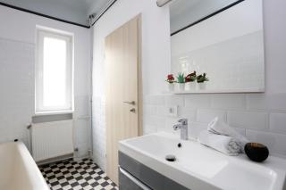 Traditional modern 3 bedroom apartment in center - Bucarest - 3