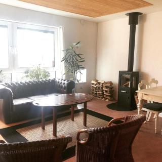 Hollys Bed & Breakfast - 6